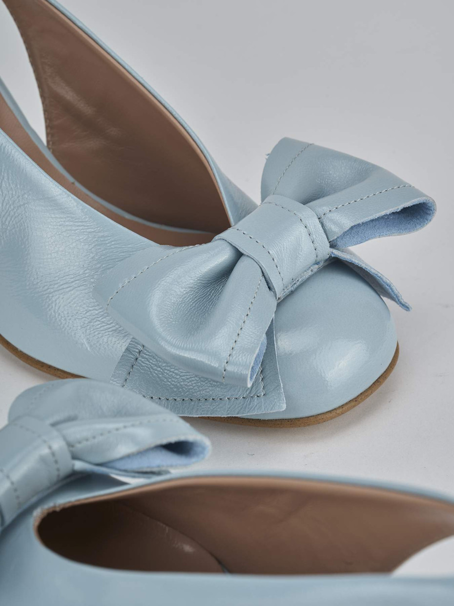 Décolleté e slingback tacco 8cm pelle azzurro