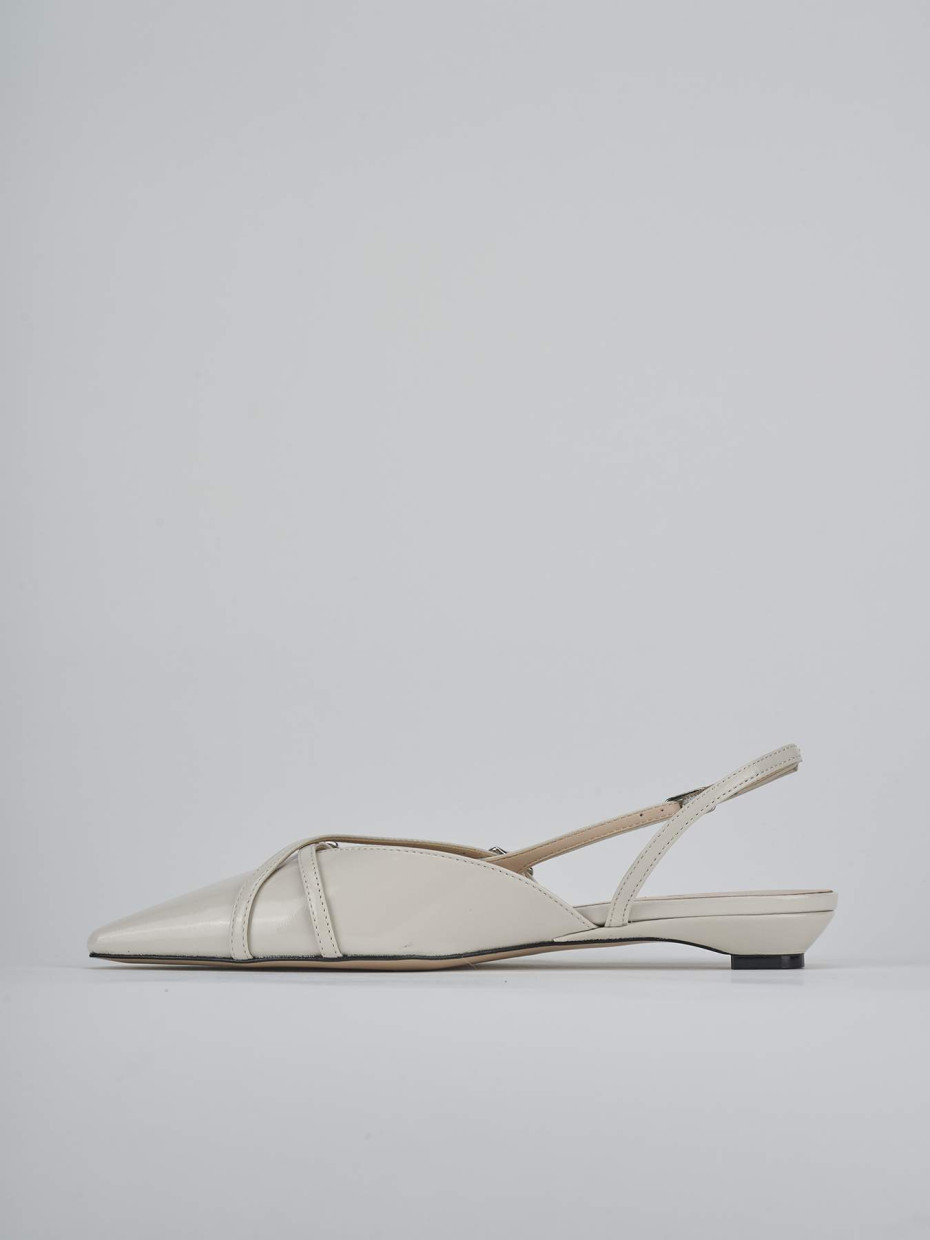 Ballerine tacco 2cm vernice beige
