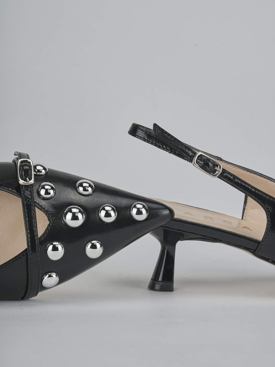 Décolleté e slingback tacco 5cm vernice nero