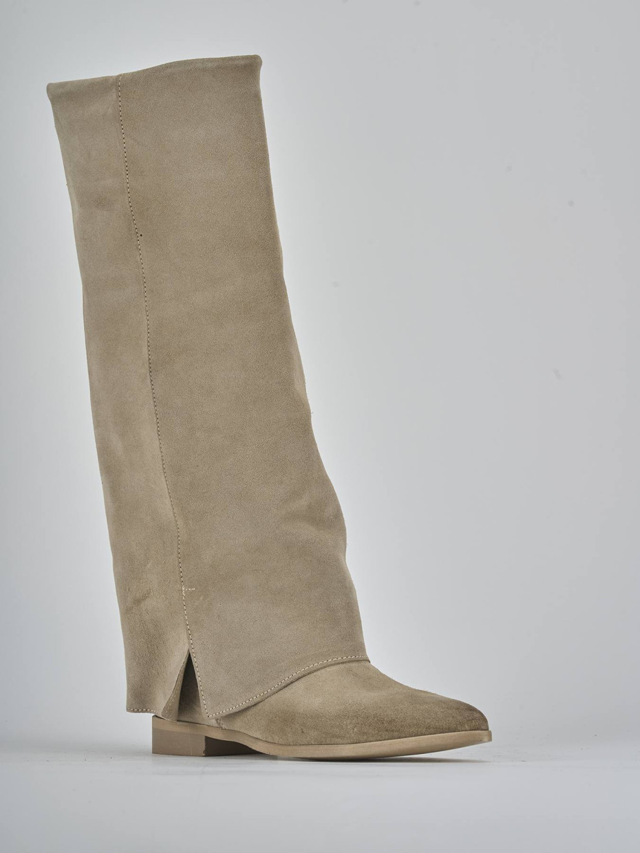 Stivali tacco 1cm camoscio beige