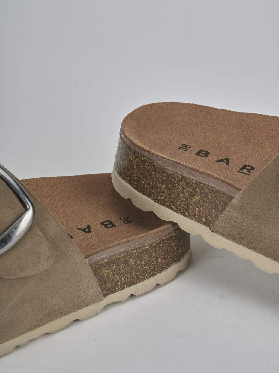 Ciabatte tacco 1cm camoscio beige