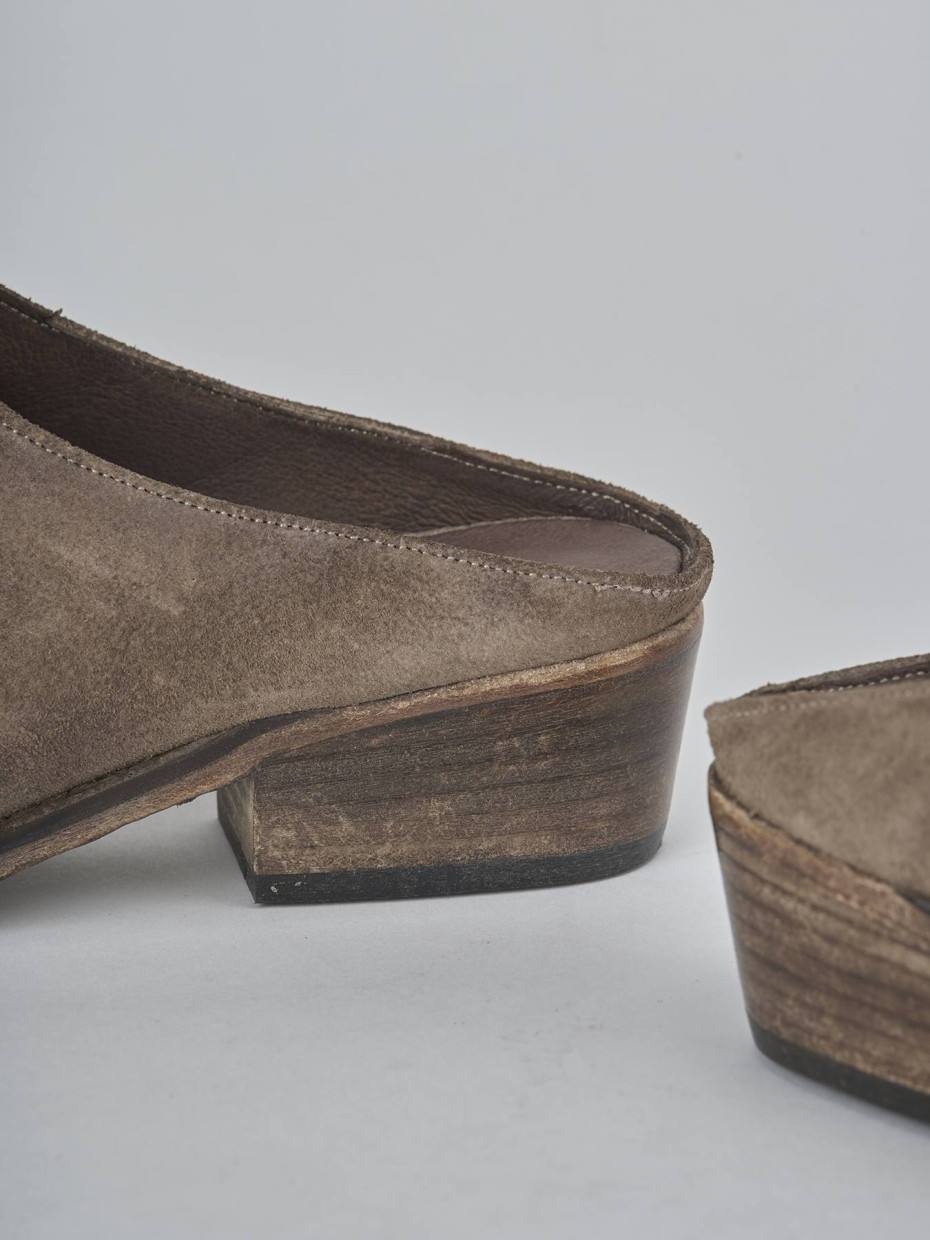 Sabot tacco 3cm camoscio testa