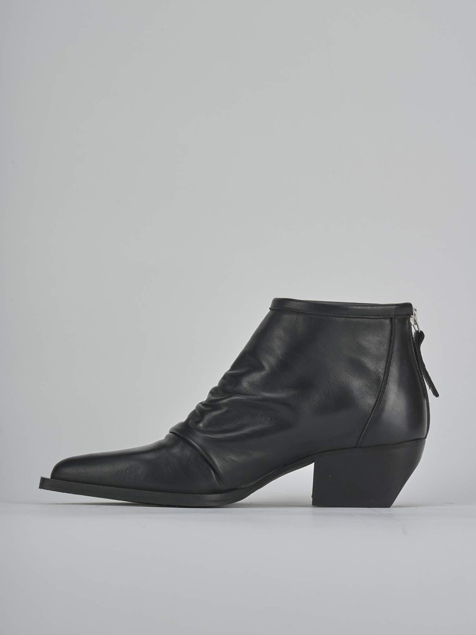 Stivaletti tacco 5cm pelle nero
