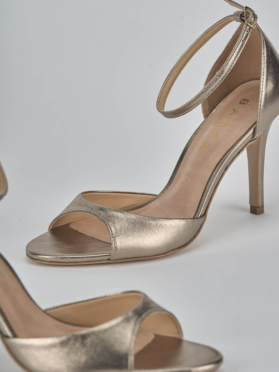 Sandali tacco 9cm laminato oro