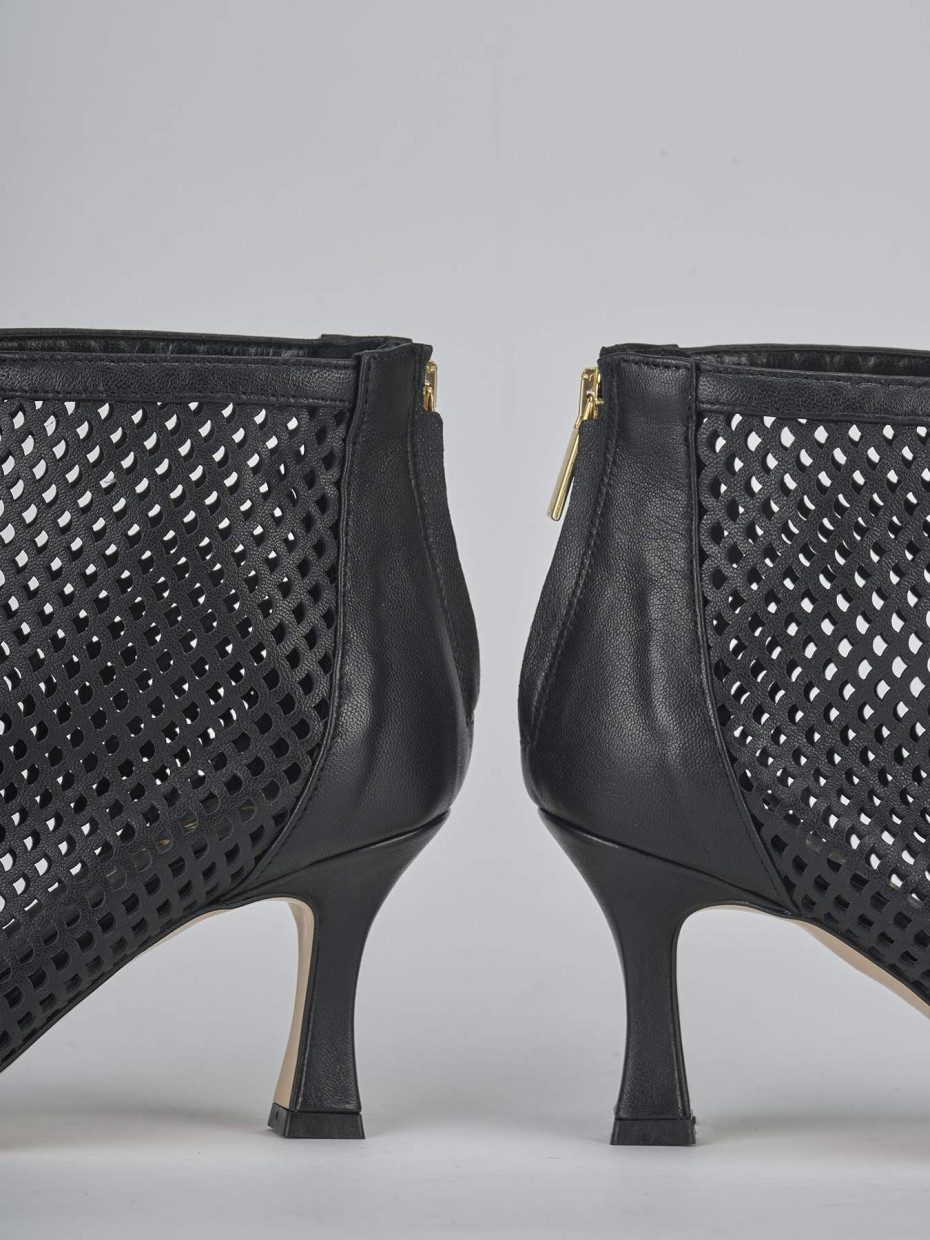 Stivaletti tacco 7cm pelle nero