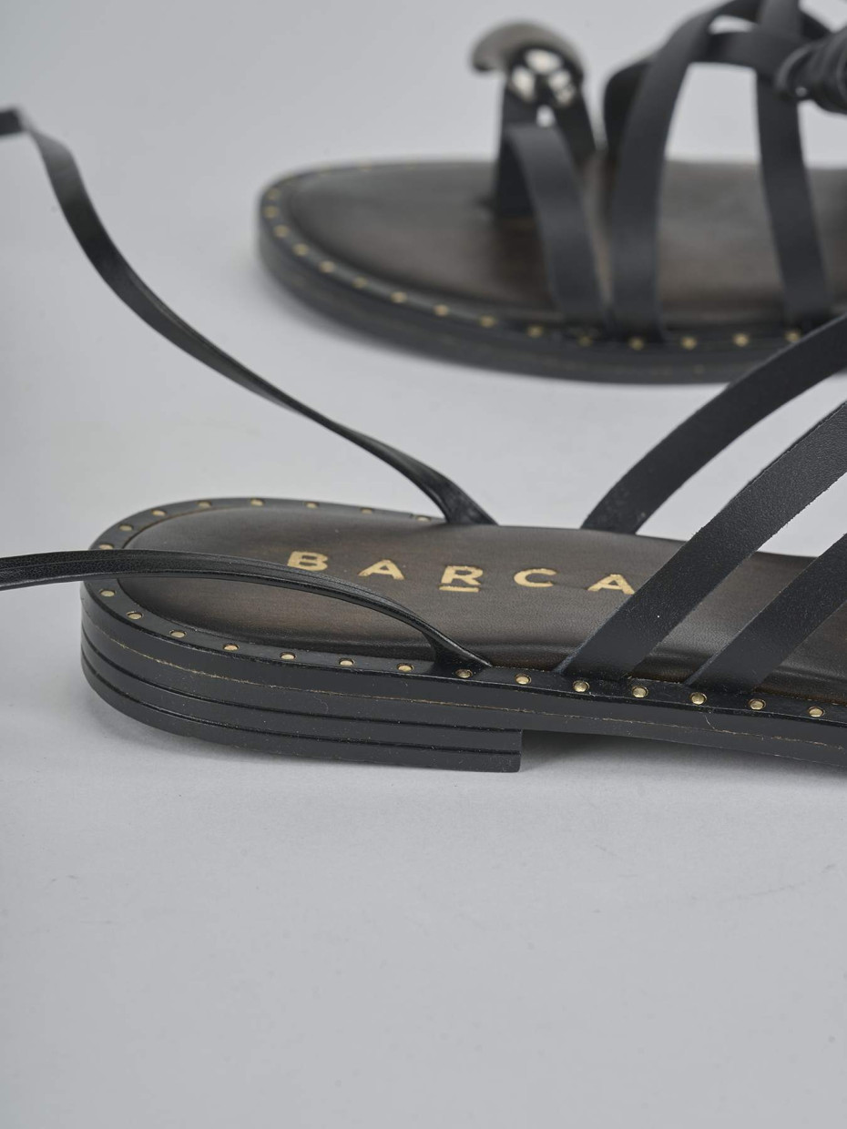 Sandalo tacco 1 cm nero pelle
