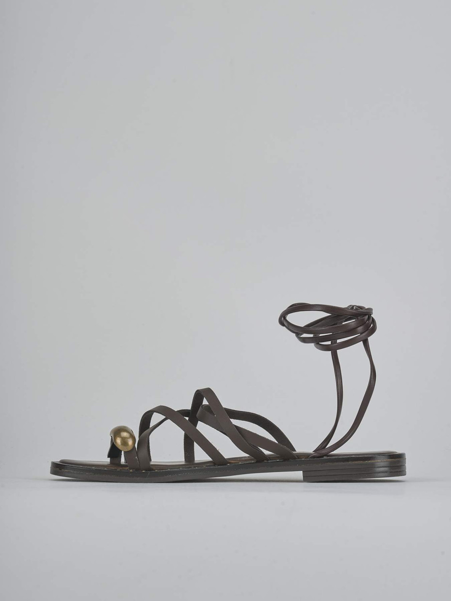 Sandalo tacco 1 cm testa pelle