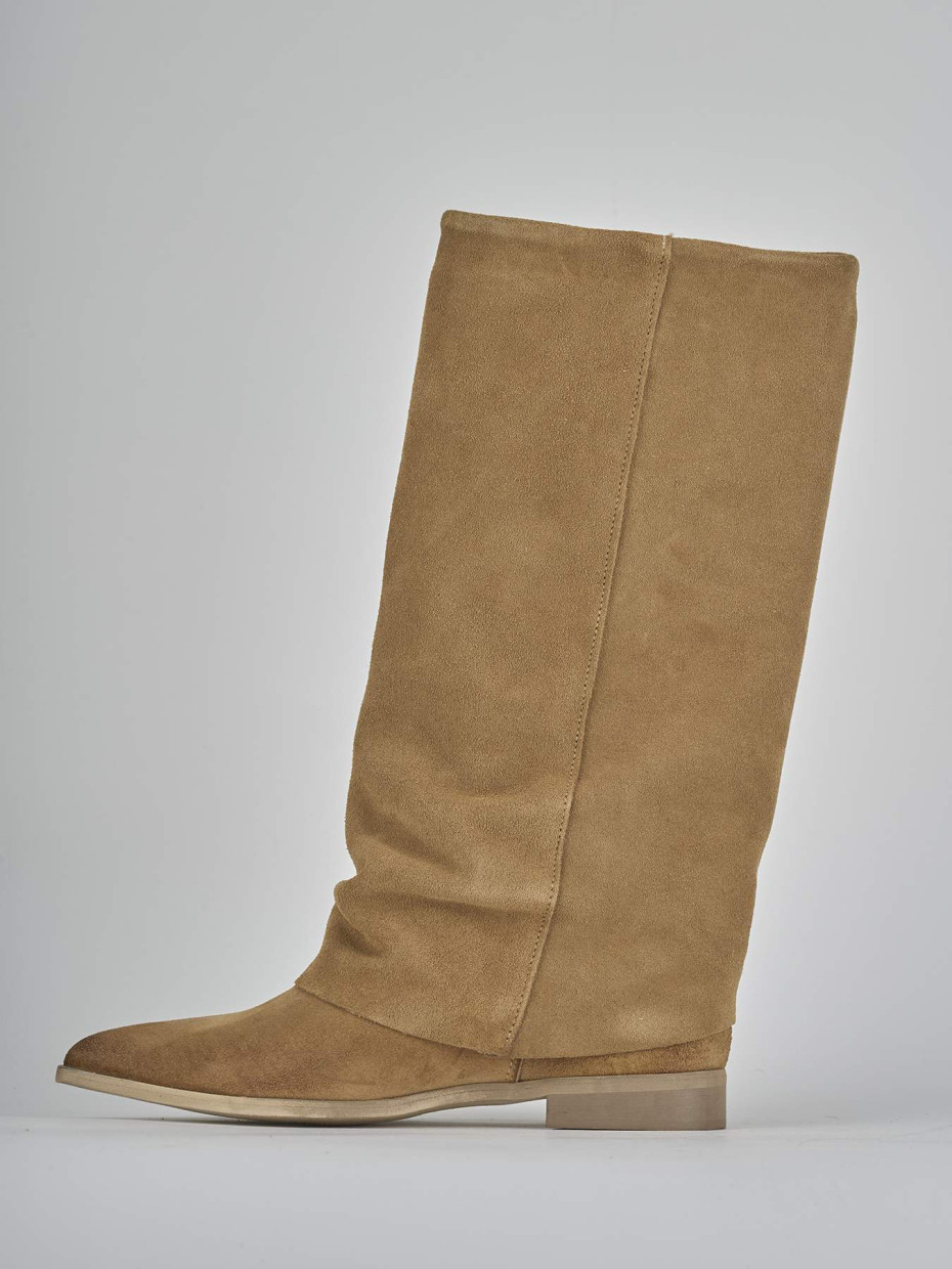 Stivali tacco 2cm camoscio marrone