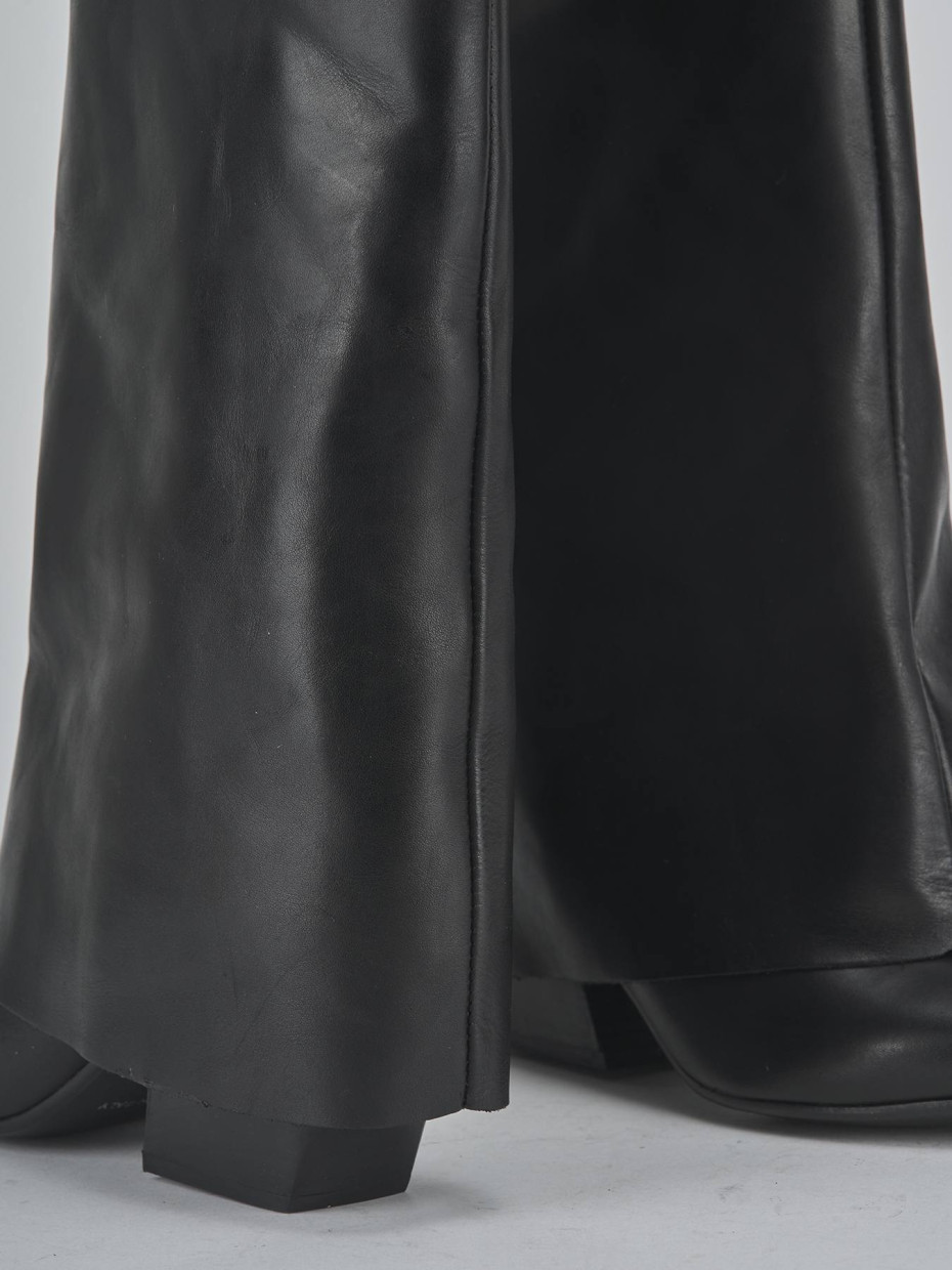 Stivali tacco 7cm pelle nero