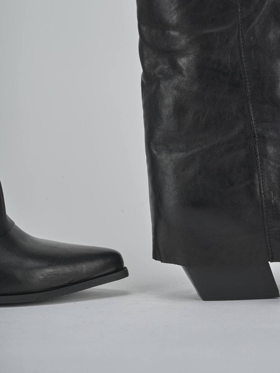 Stivali tacco 7cm pelle nero