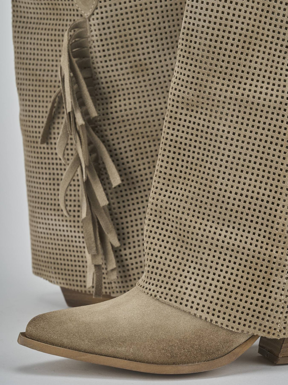 Stivali tacco 7cm camoscio beige