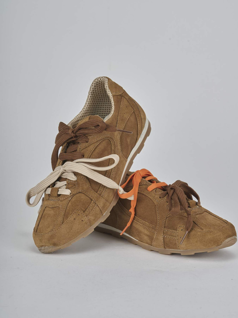 Sneakers tacco 1cm camoscio marrone