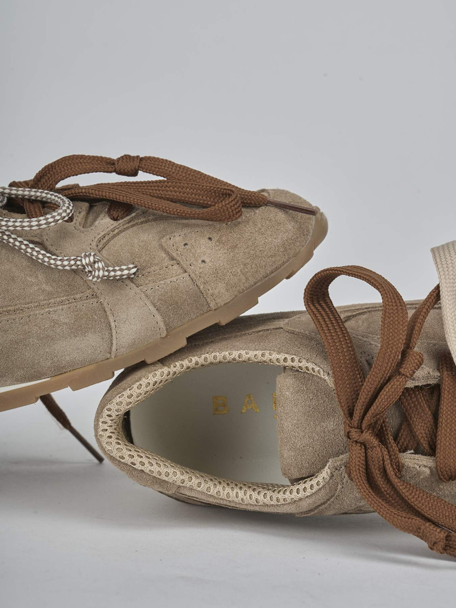 Sneakers tacco 1cm camoscio beige
