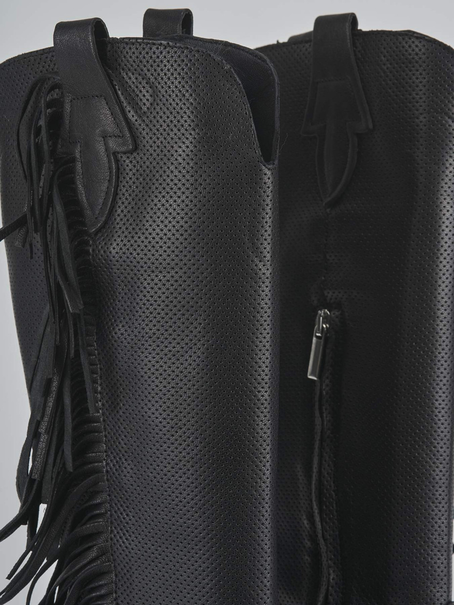 Stivali tacco 2cm pelle nero