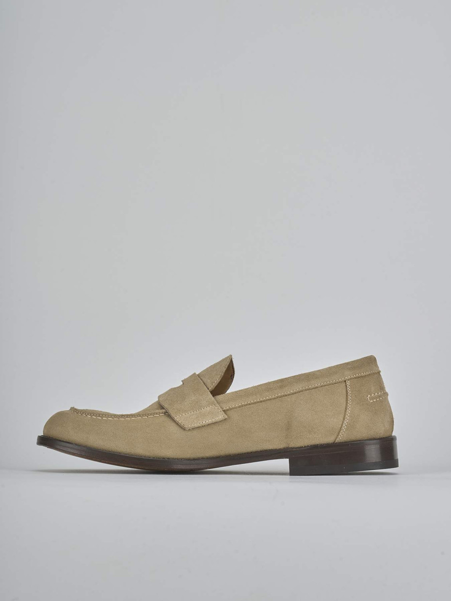 Mocassini tacco 1cm camoscio beige