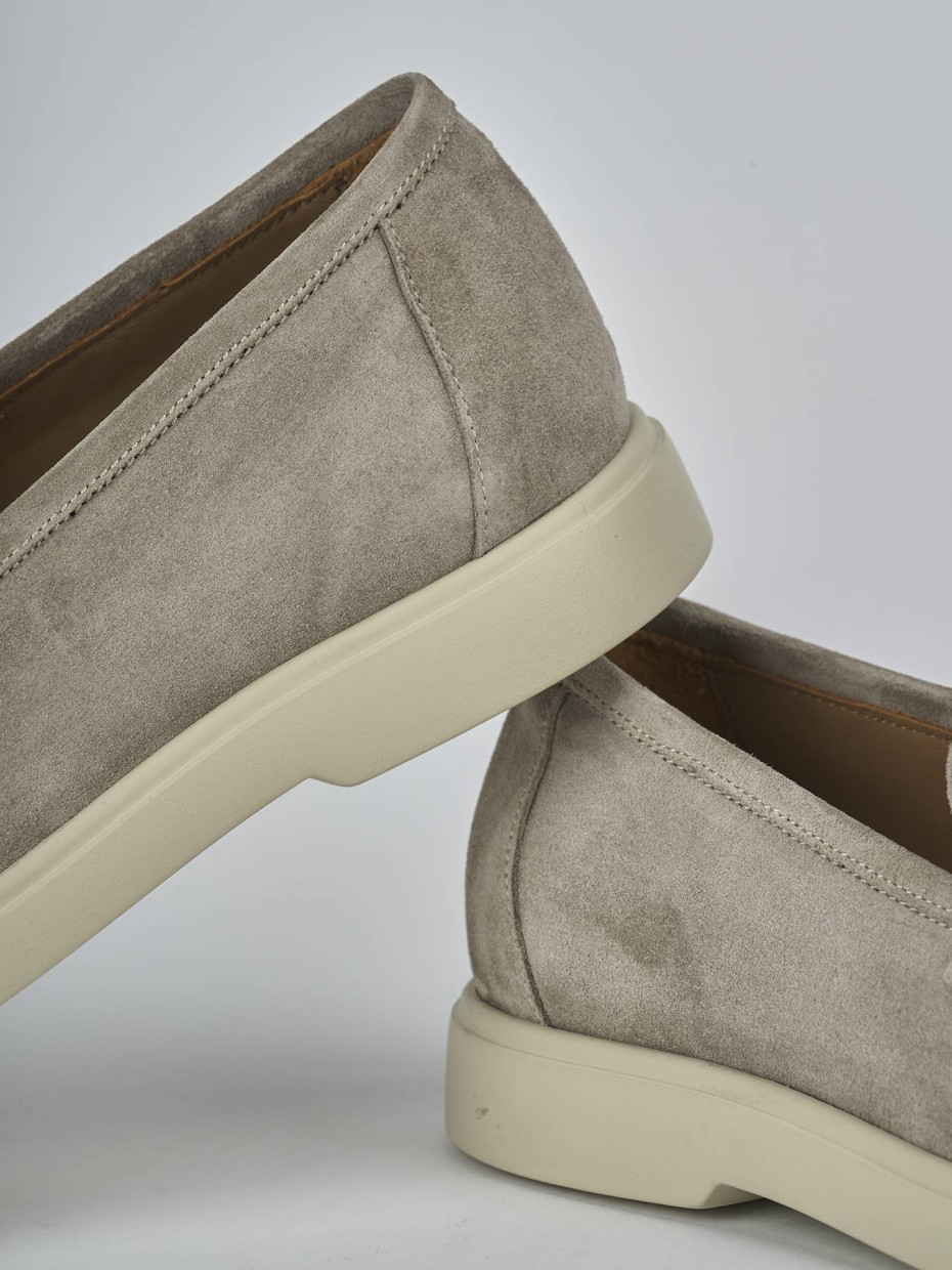 Mocassini camoscio beige