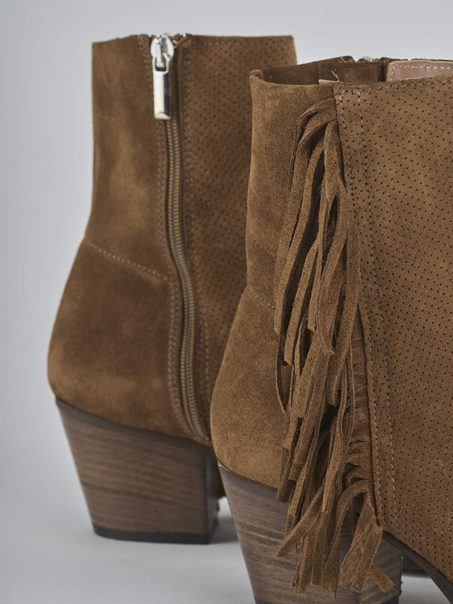 Stivaletti tacco 6cm camoscio marrone
