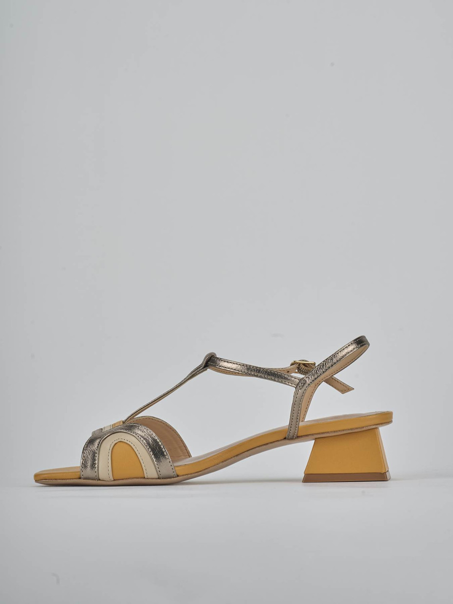 Sandali tacco 4cm laminato giallo