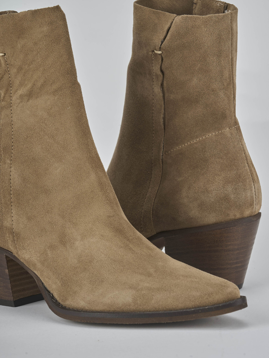 Stivaletti tacco 6cm camoscio marrone