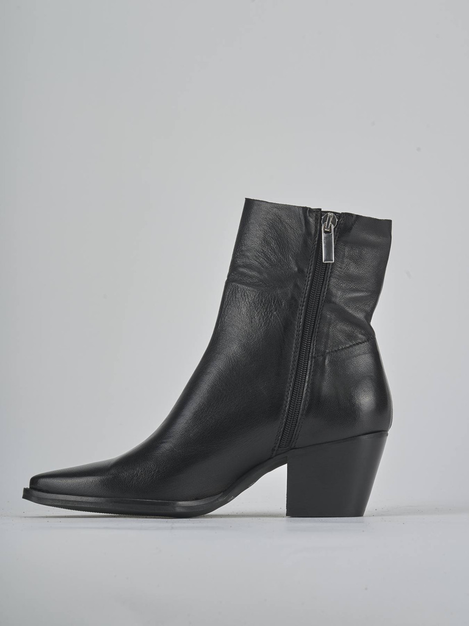 Stivaletti tacco 6cm pelle nero