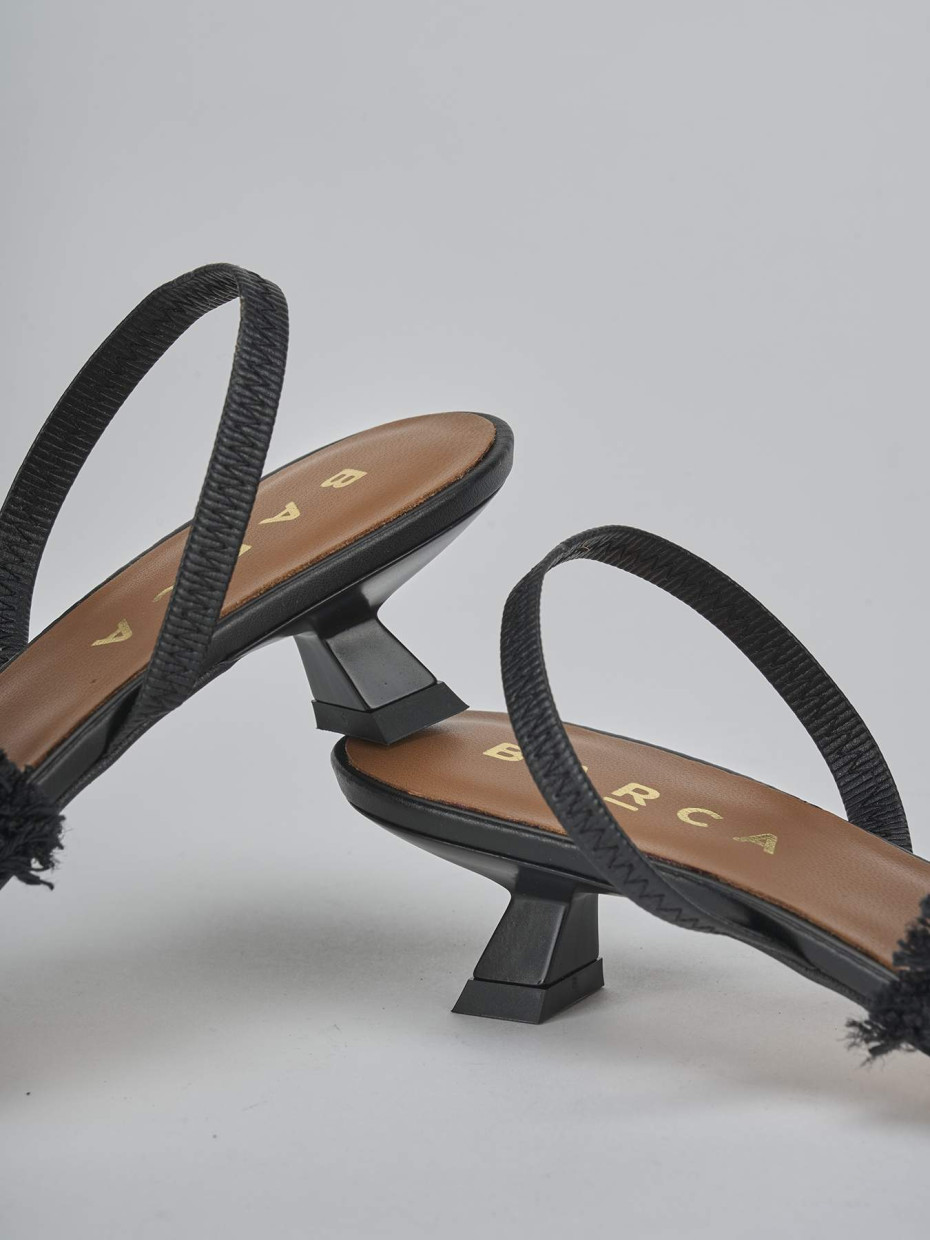 Décolleté e slingback tacco 3cm pelle nero