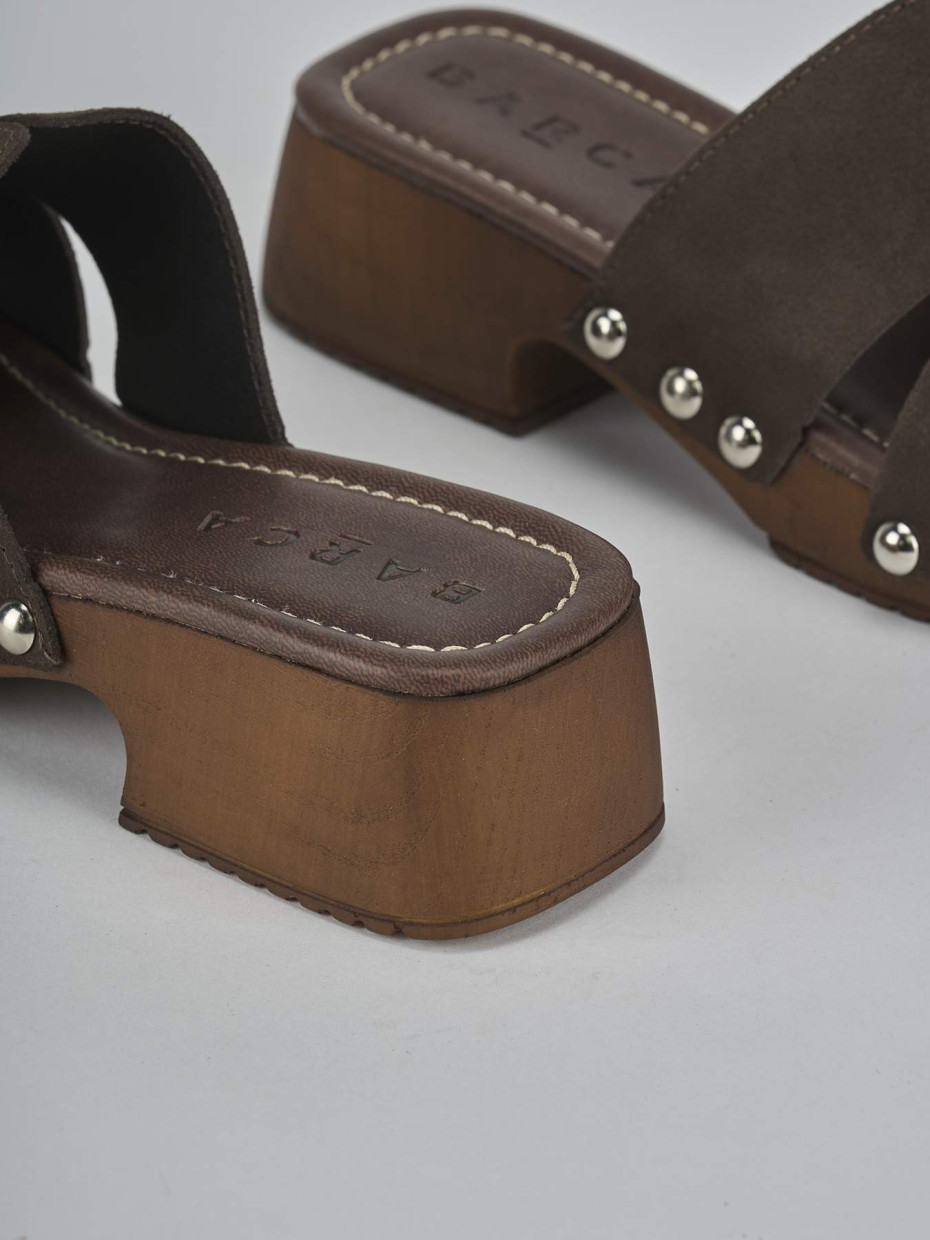 Ciabatte tacco 3cm camoscio testa