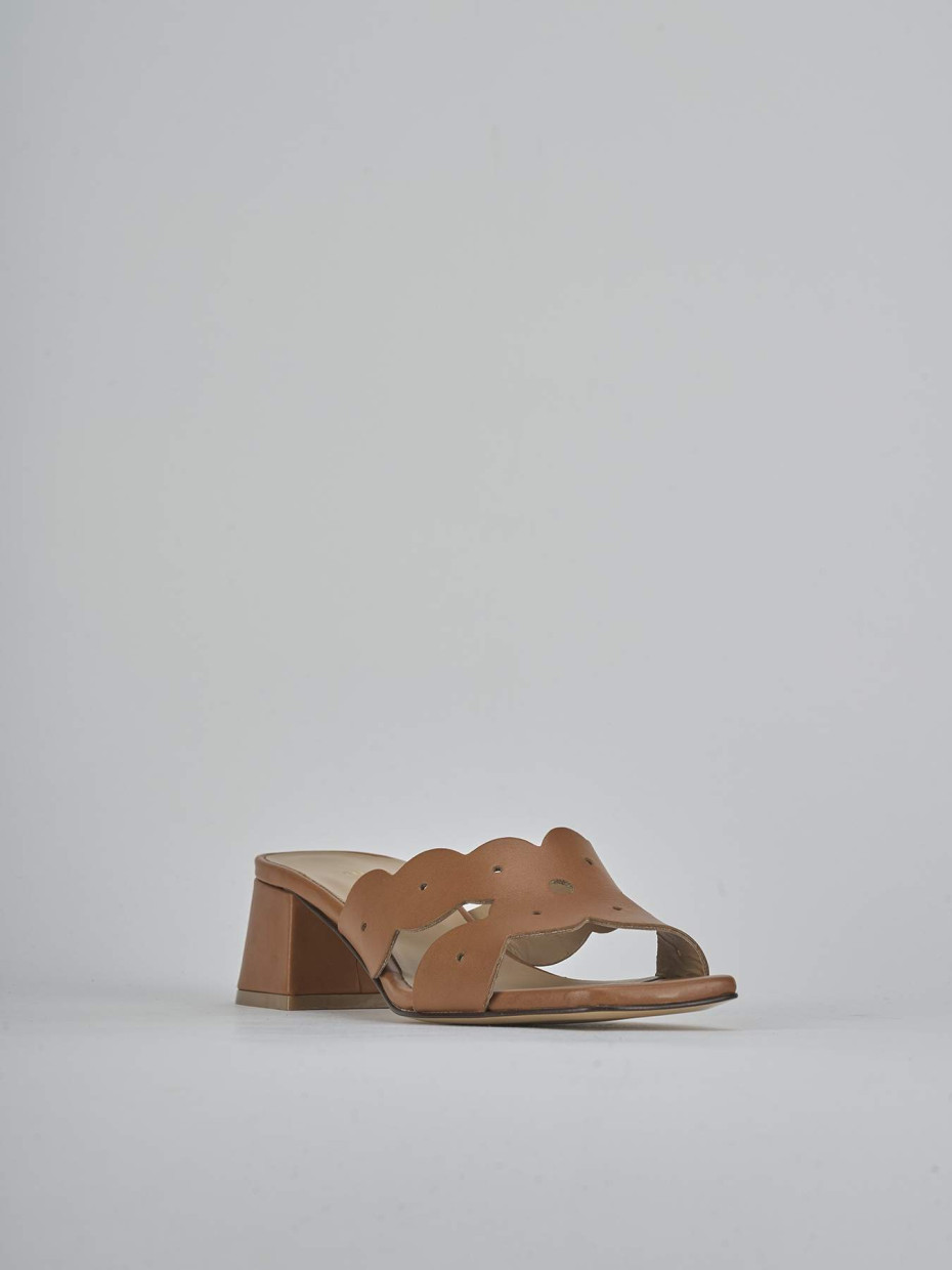 Ciabatte tacco 5cm pelle marrone