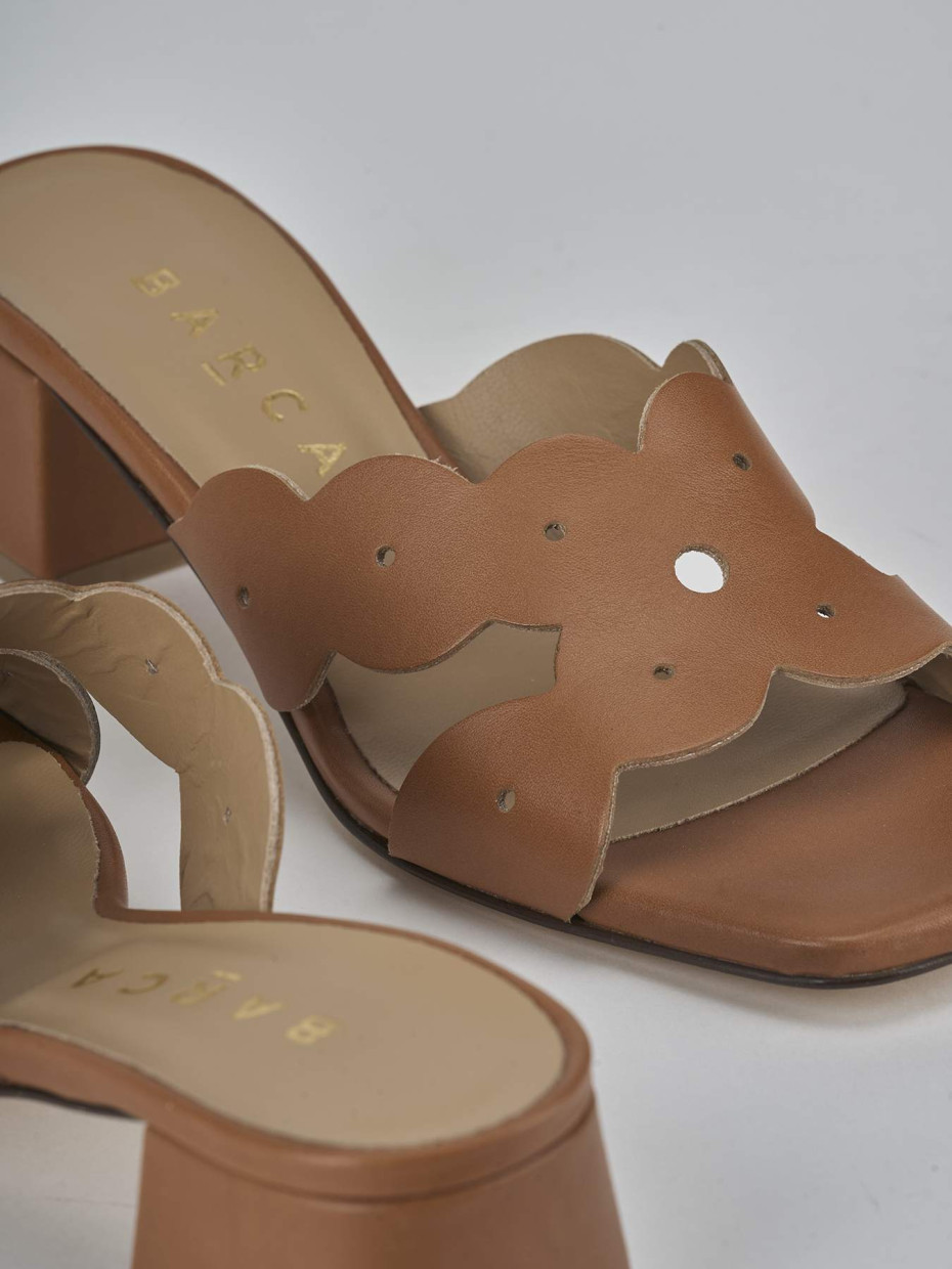 Ciabatte tacco 5cm pelle marrone