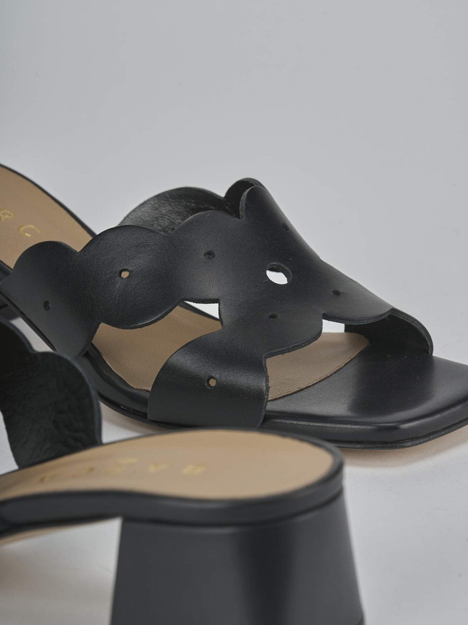 Ciabatte tacco 5cm pelle nero