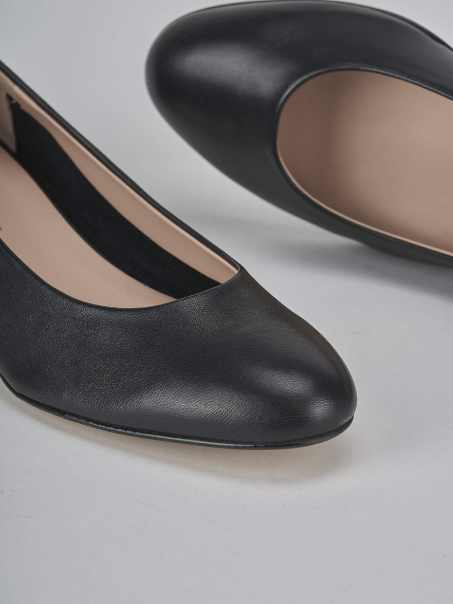 Décolleté e slingback tacco 4cm pelle nero
