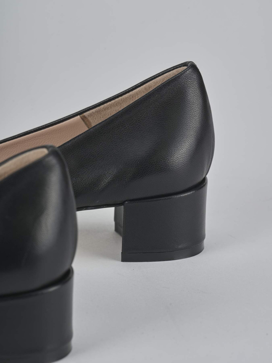 Décolleté e slingback tacco 4cm pelle nero