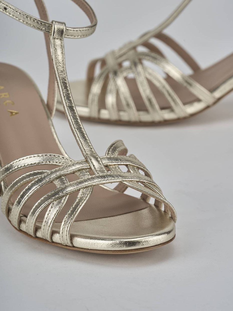 Sandali tacco 5cm laminato oro