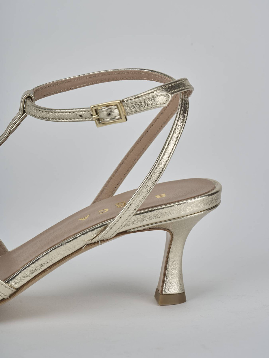 Sandali tacco 5cm laminato oro