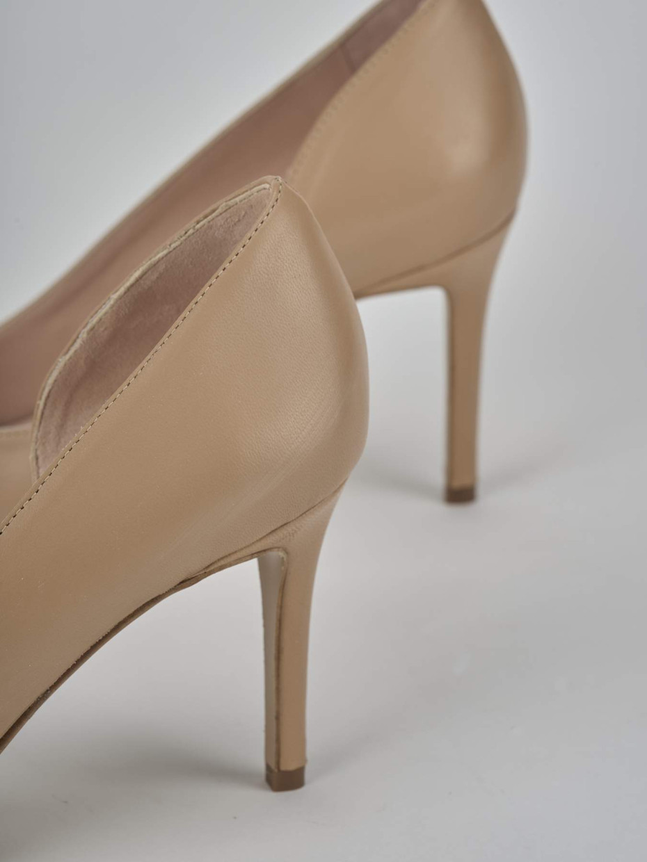 Décolleté e slingback tacco 8cm pelle beige