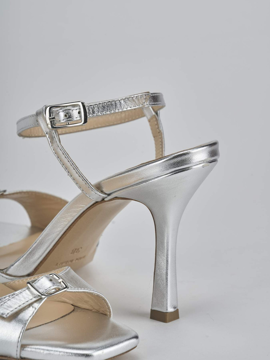 Sandali tacco 9cm laminato argento