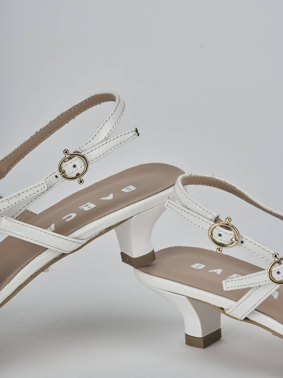 Décolleté e slingback tacco 3cm vernice bianco