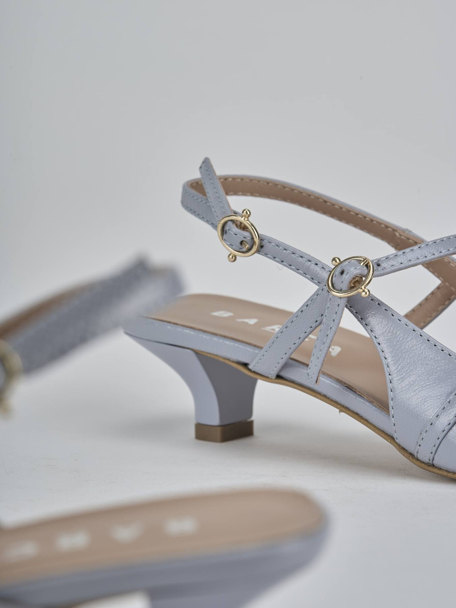 Décolleté e slingback tacco 3cm vernice azzurro