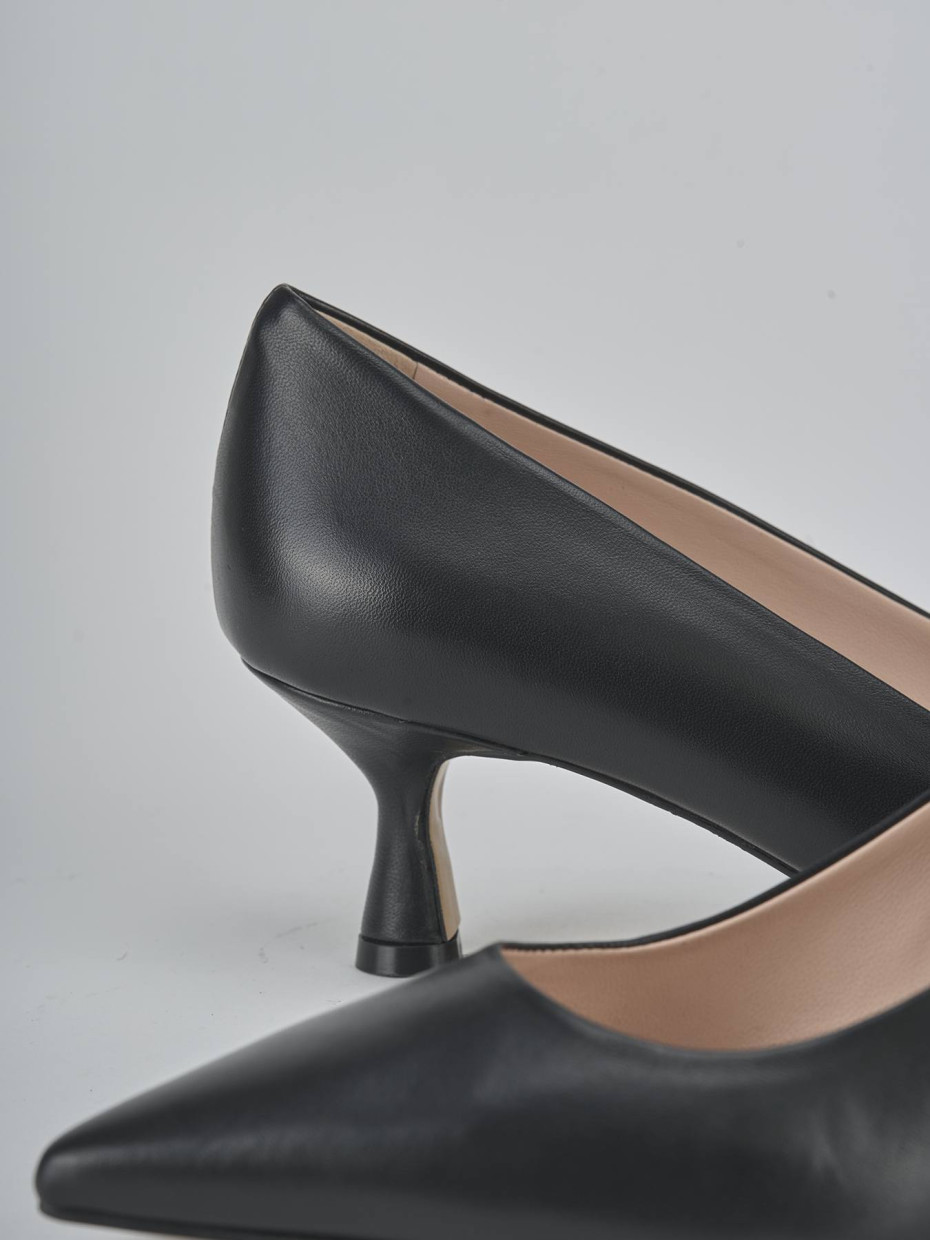 Décolleté e slingback tacco 5cm pelle nero