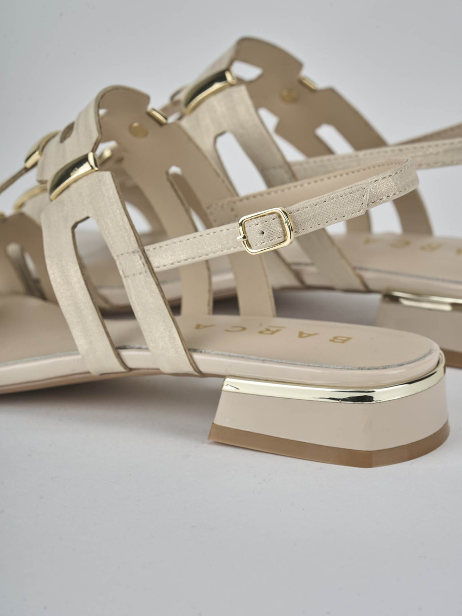 Sandali tacco 1cm pelle beige