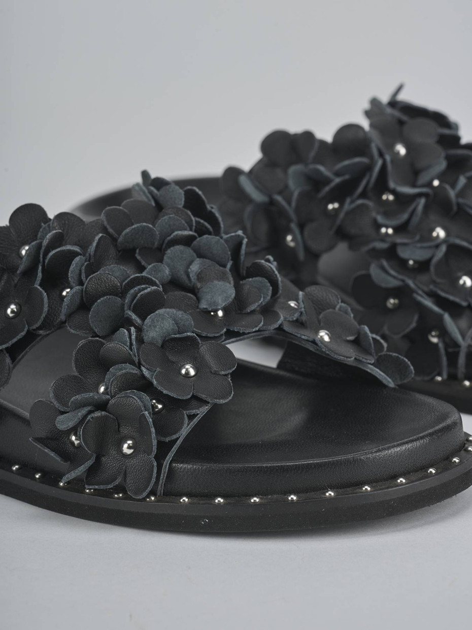 Ciabatte tacco 1cm pelle nero