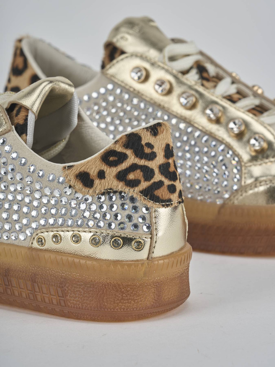 Sneakers tacco 1cm laminato oro