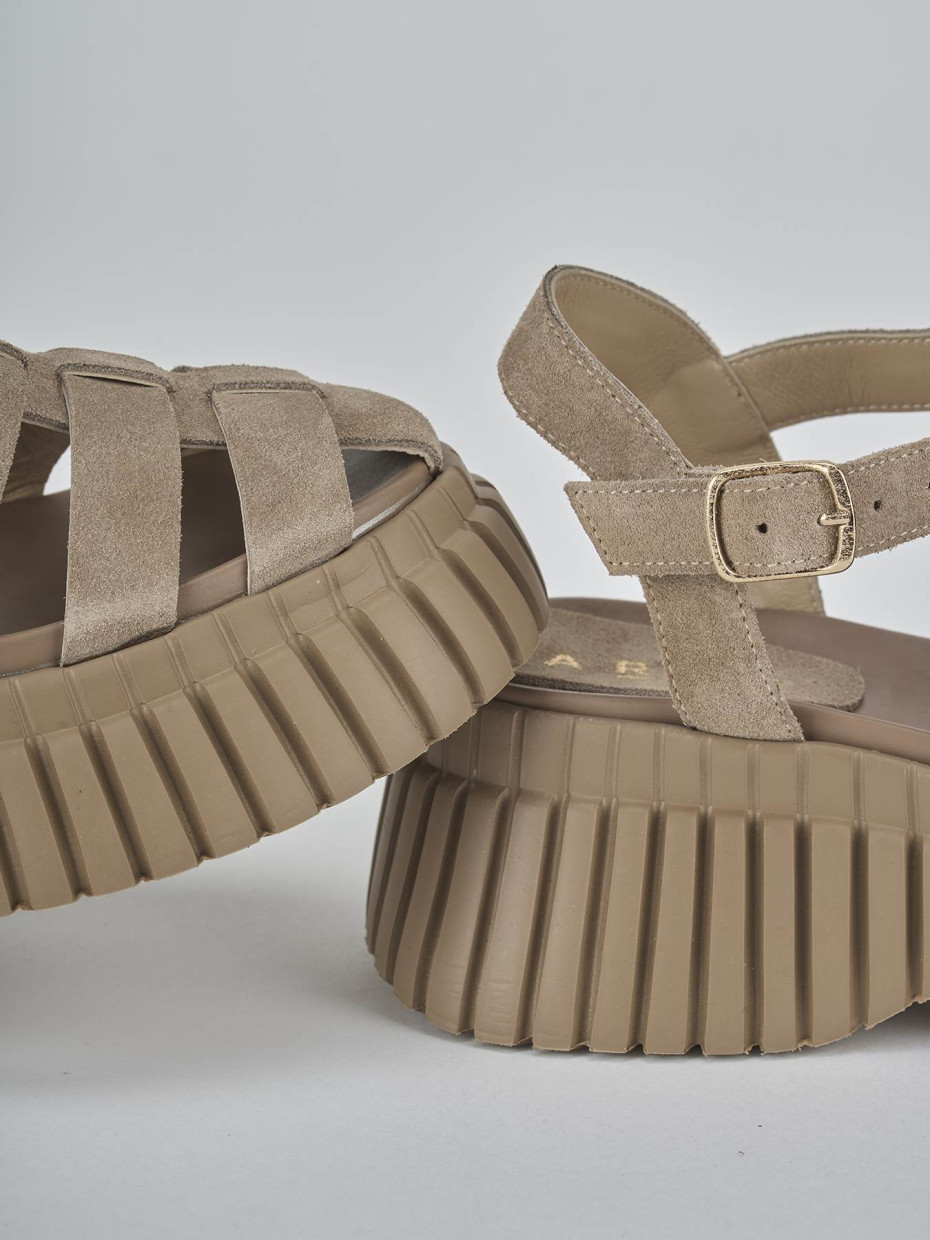 Sandali tacco 4cm camoscio beige