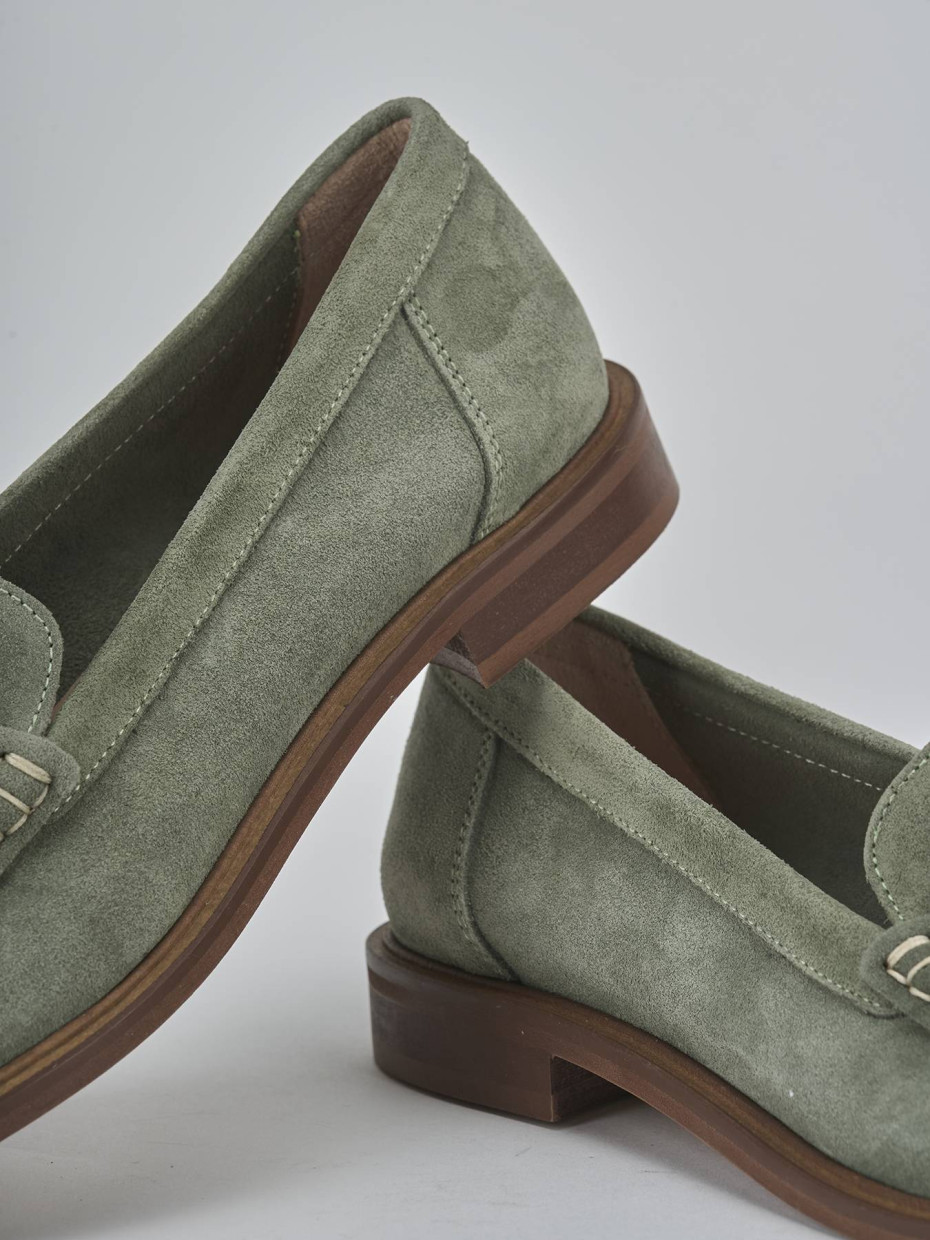 Mocassini tacco 1cm camoscio verde