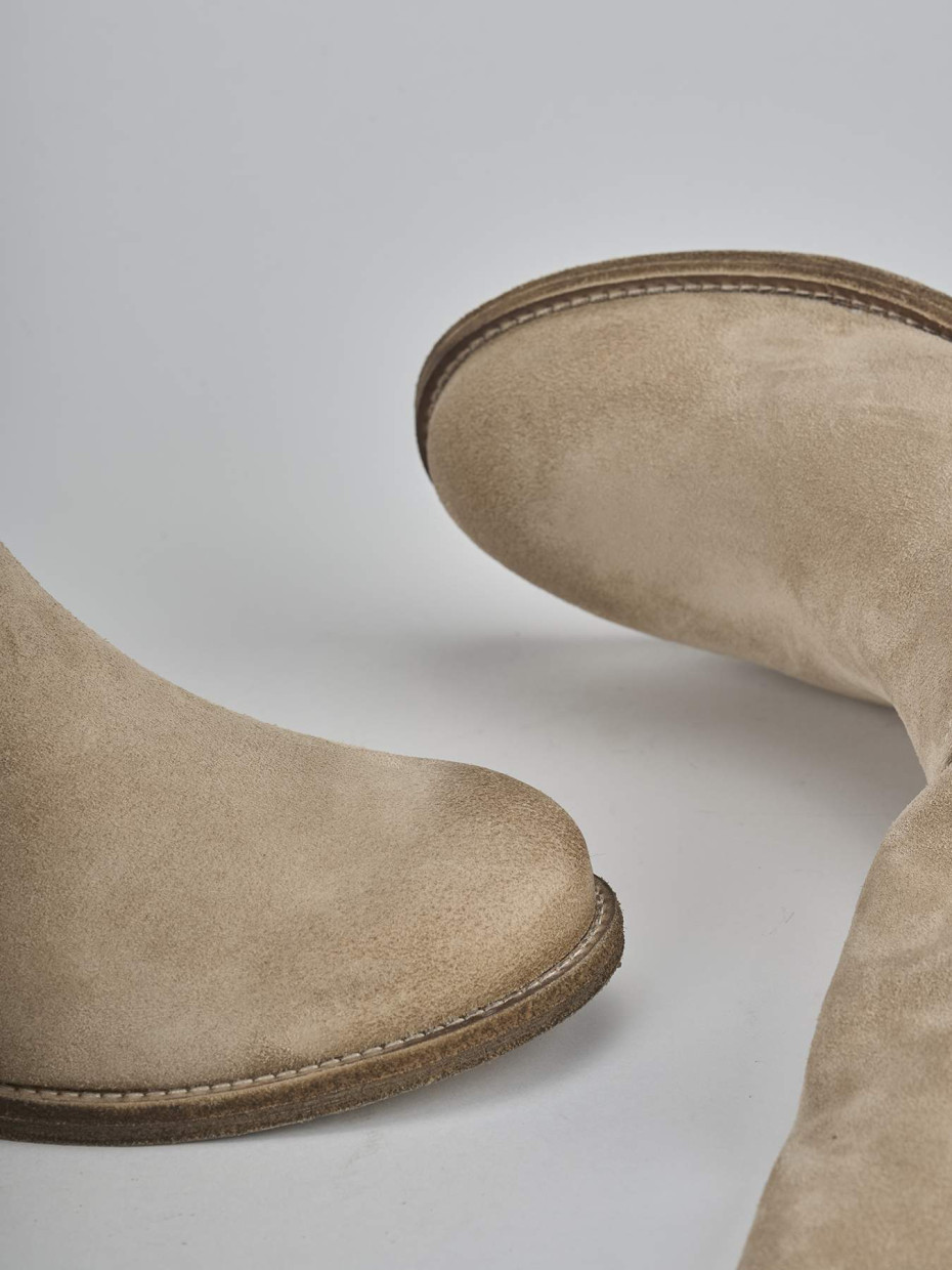 Stivali tacco 1cm camoscio beige