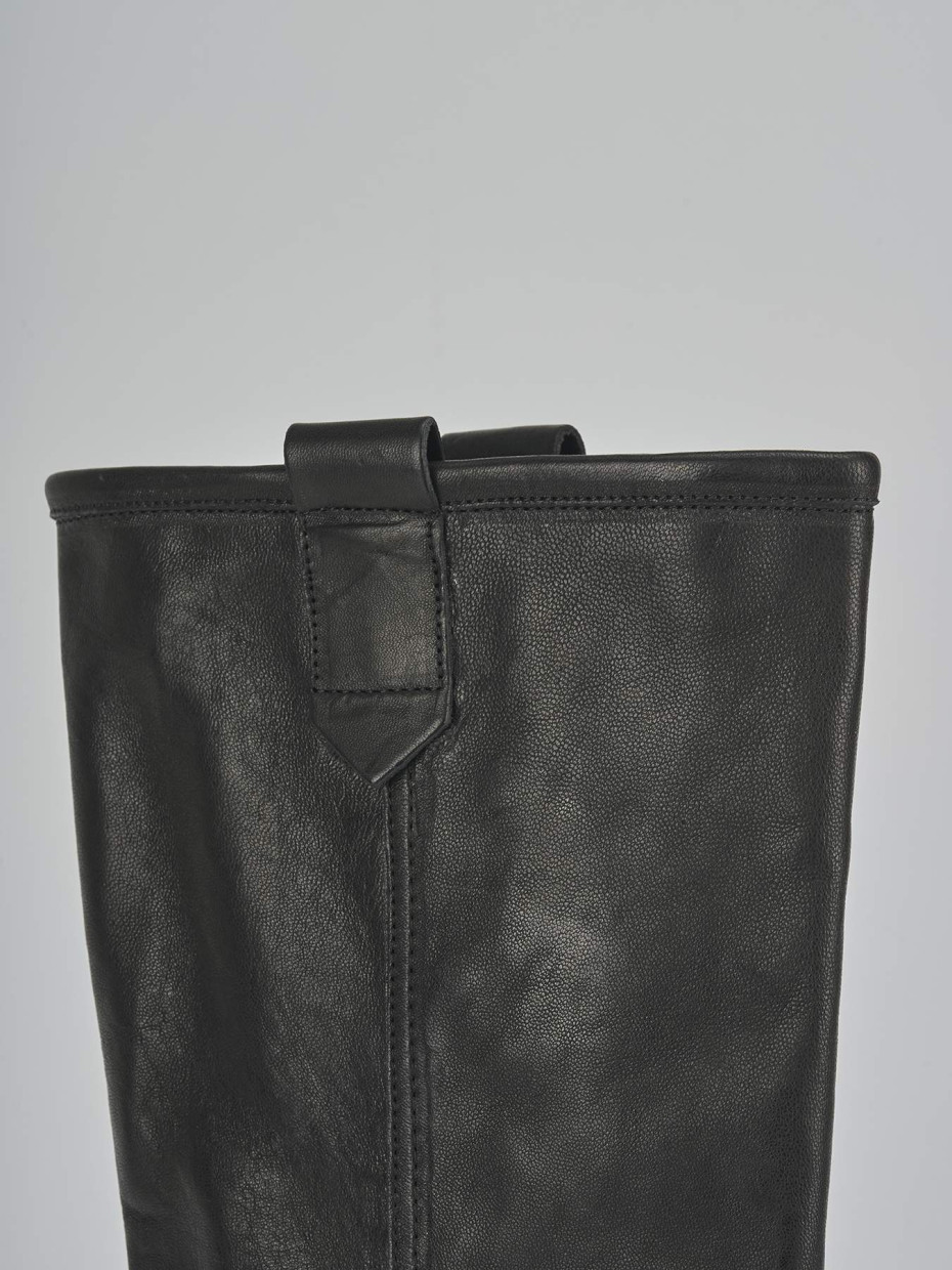 Stivali tacco 1cm pelle nero