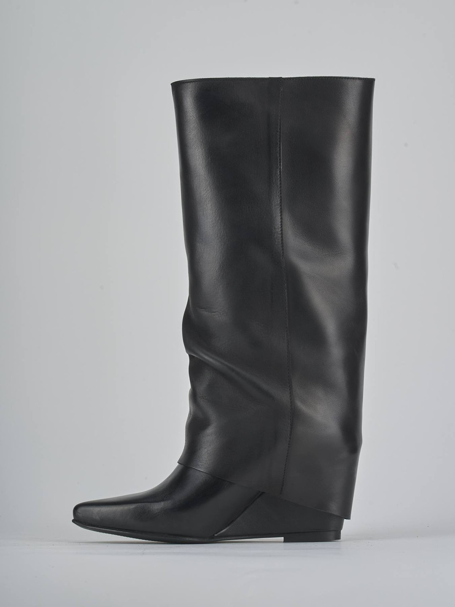 Stivali tacco 4cm pelle nero