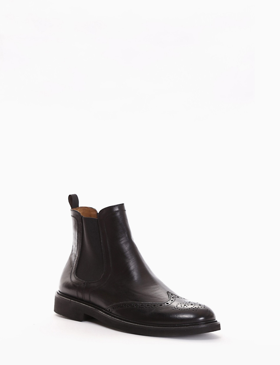 Ankle boots heel 2 cm black leather