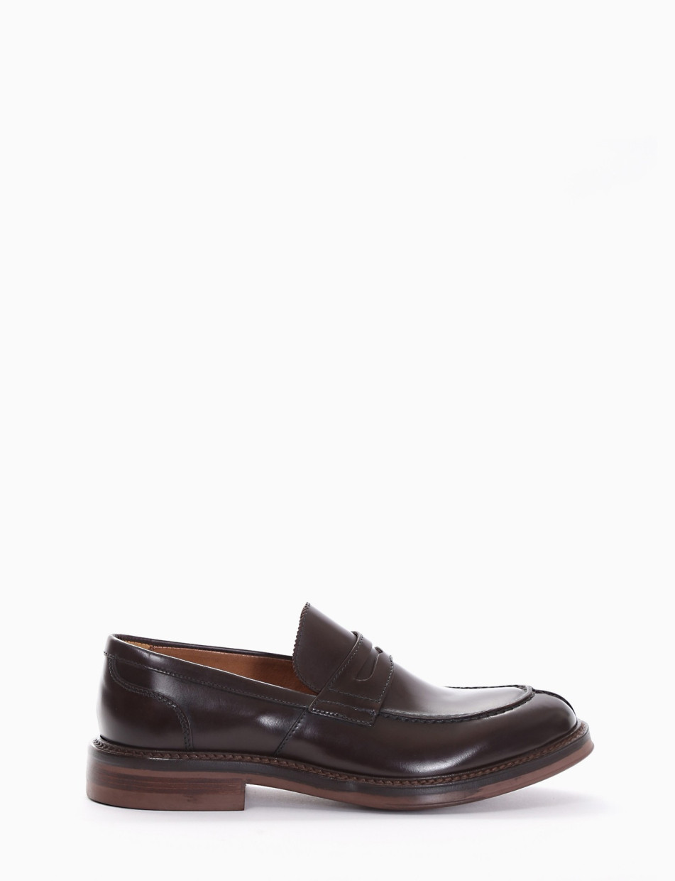 Loafers heel 2 cm dark brown leather