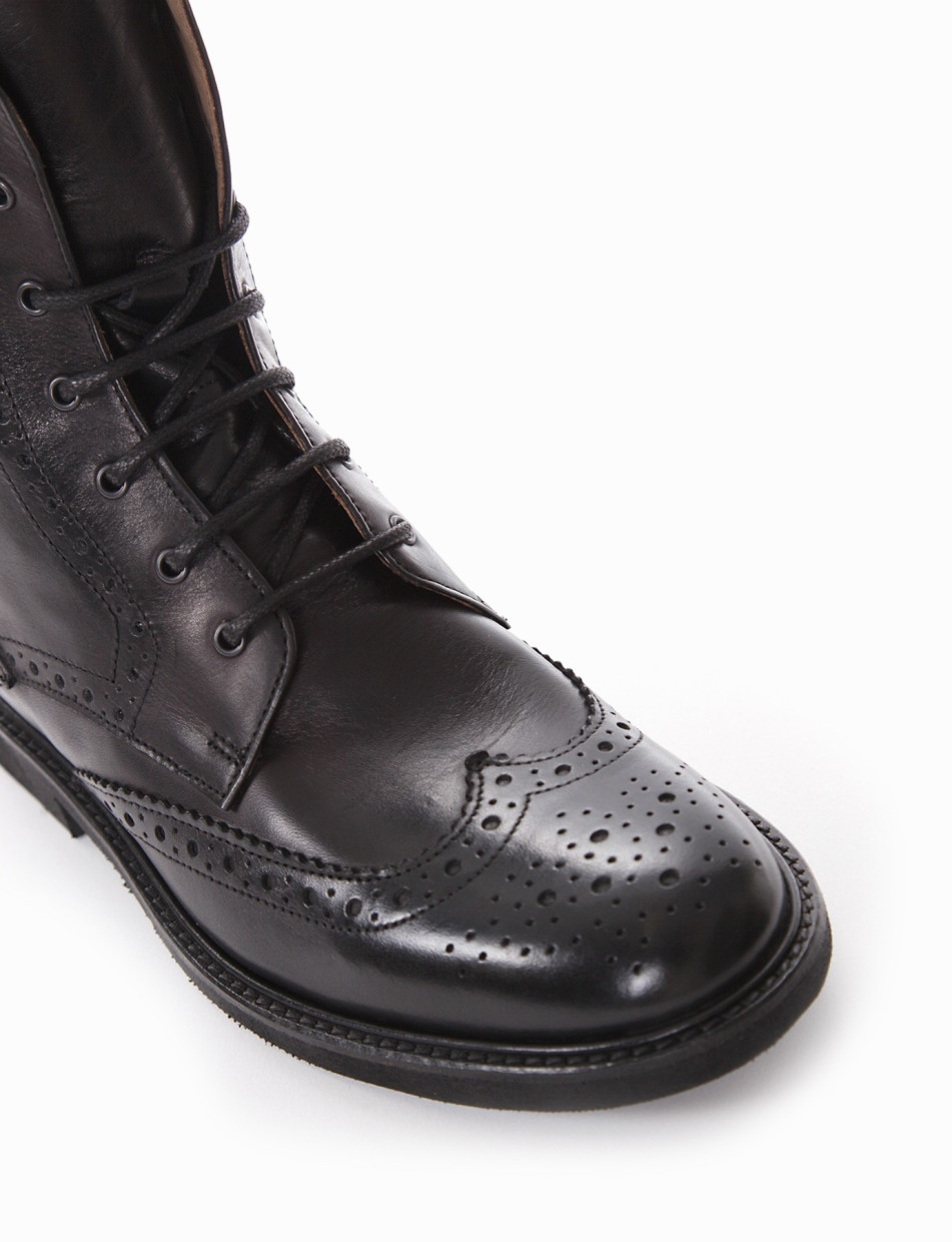 Combat boots heel 2 cm black leather