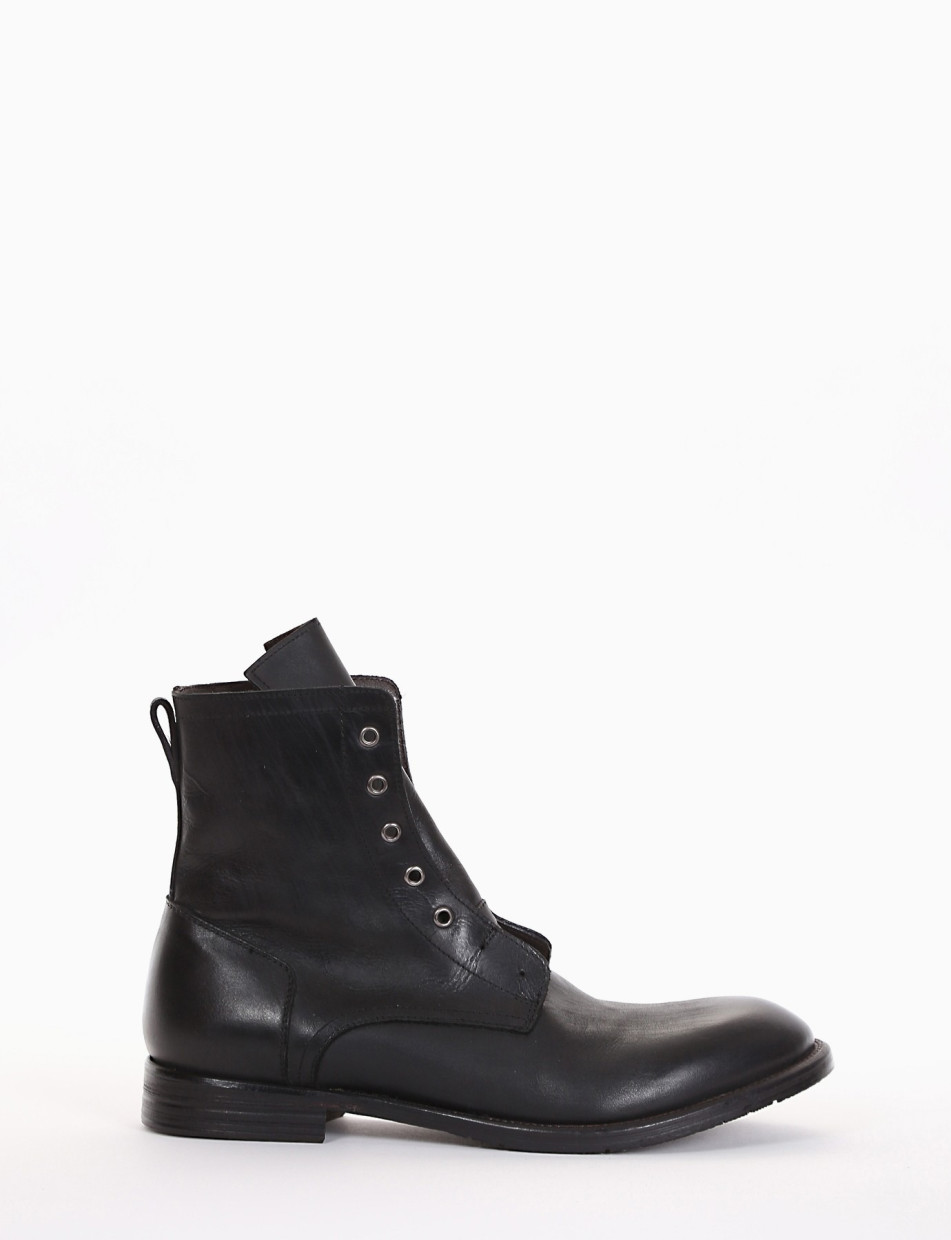 Combat boots heel 2 cm black leather